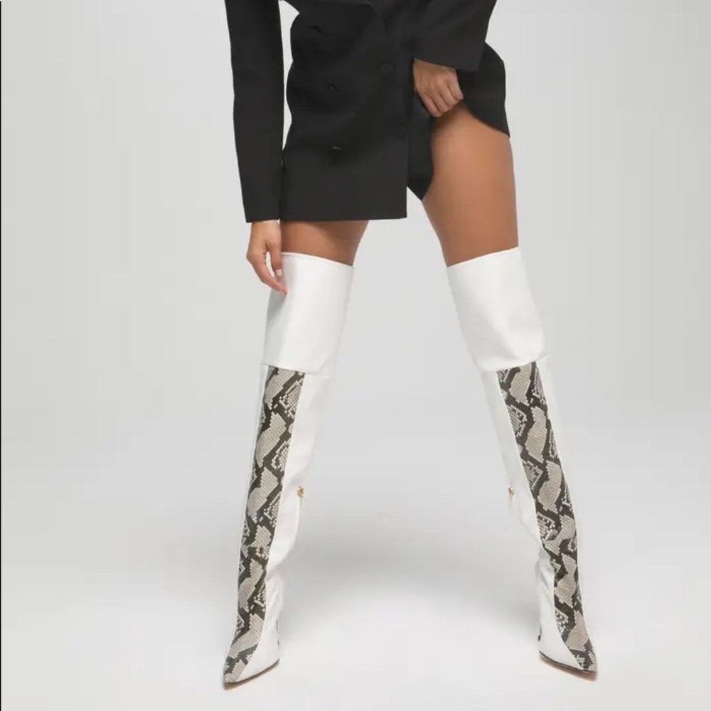 Good American Koko boot